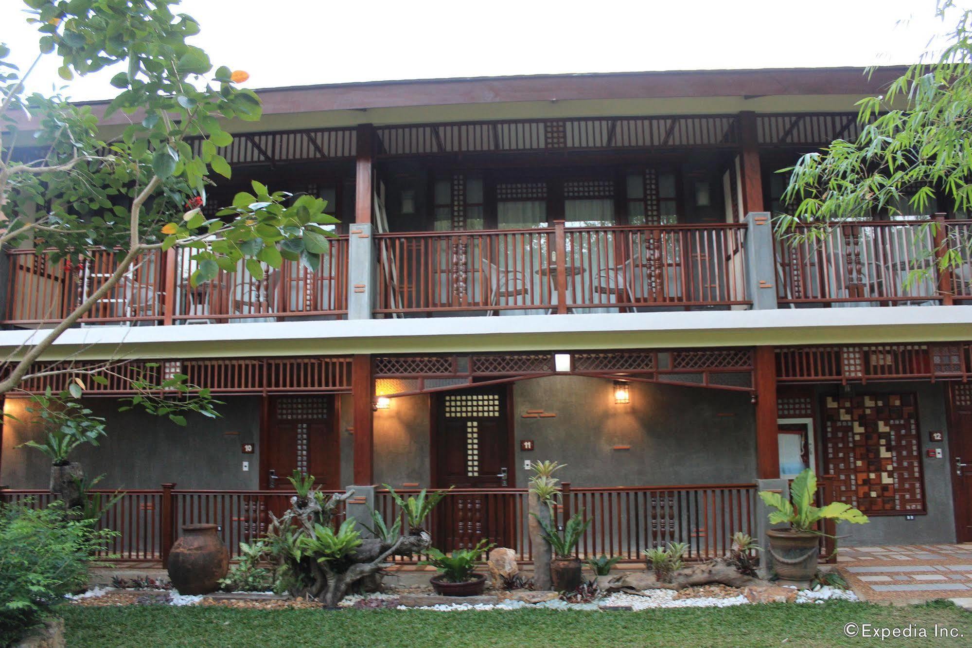 Sophia'S Garden Resort Корон Екстериор снимка