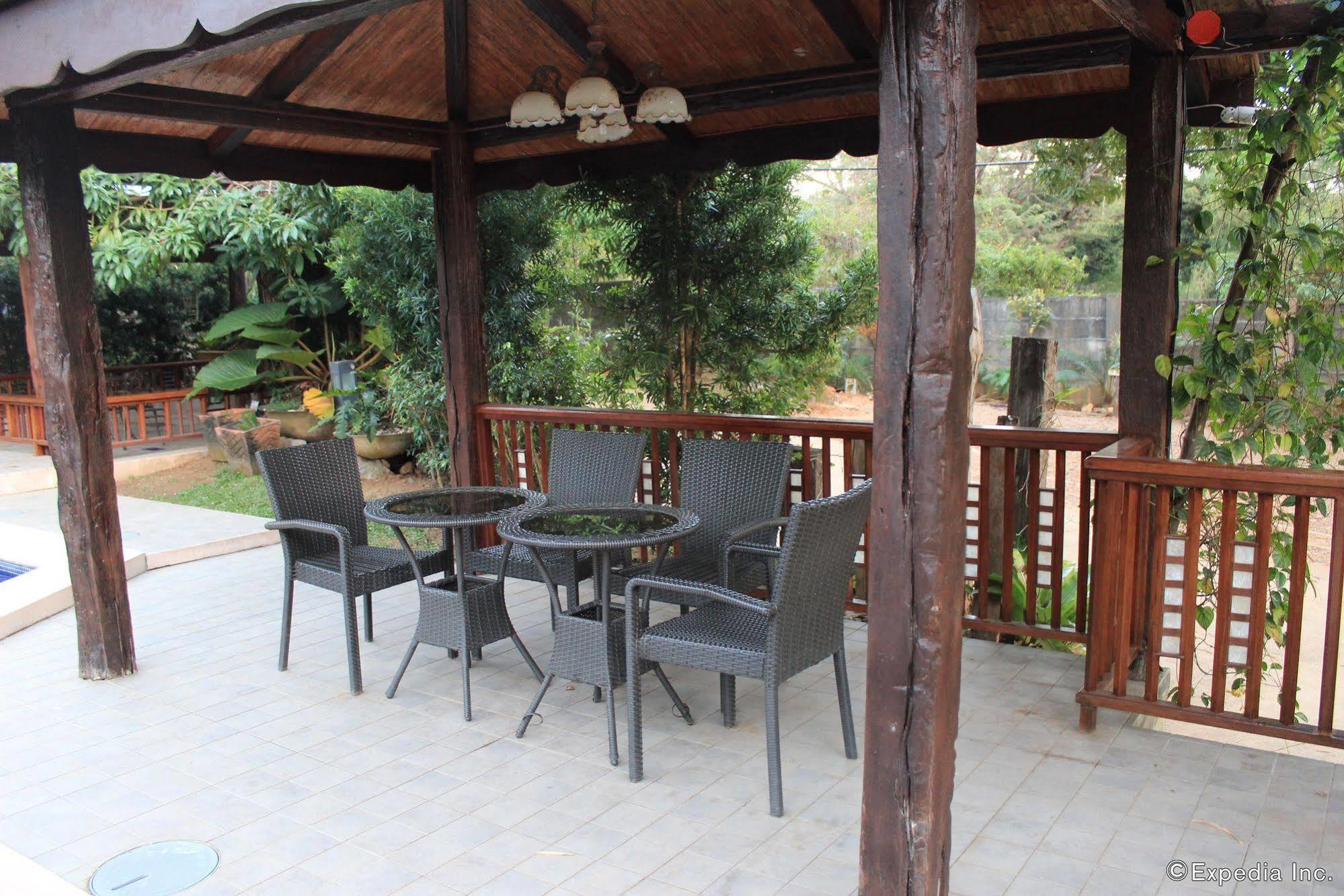 Sophia'S Garden Resort Корон Екстериор снимка