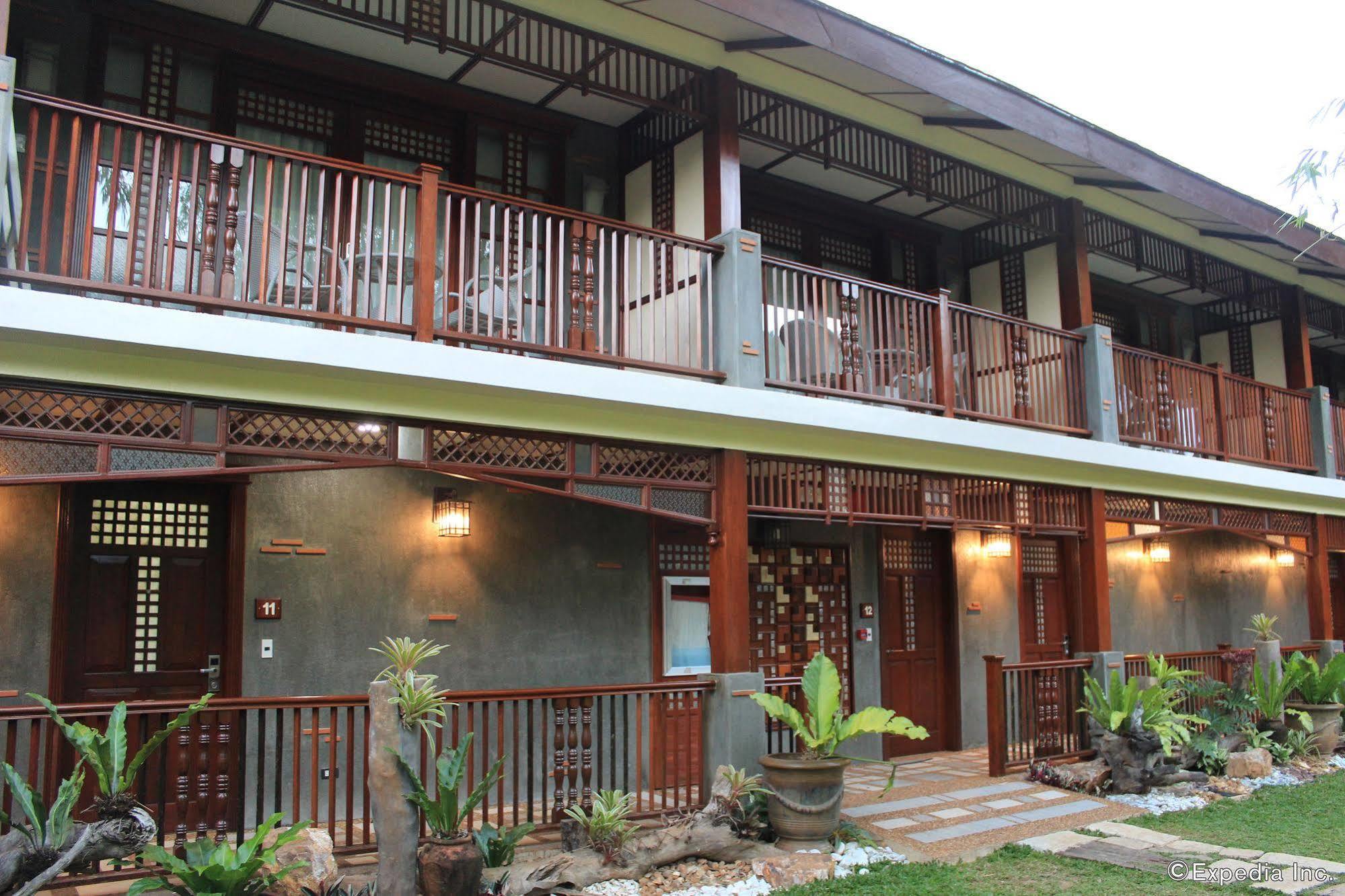 Sophia'S Garden Resort Корон Екстериор снимка